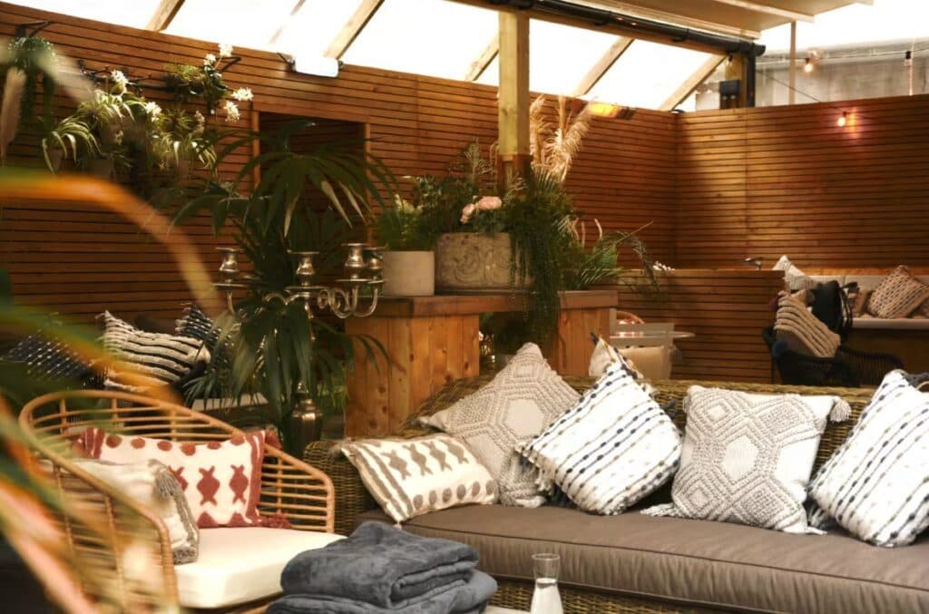 Backyard at The Light Bar, photo 2